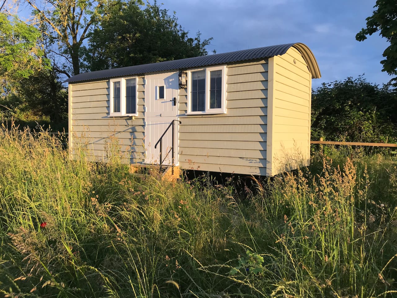 Try Before You Buy | Luxury Huts | Riverside Shepherd Huts